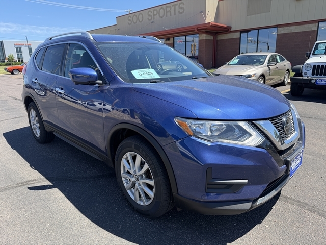 2018 Nissan Rogue SV - Photo 6