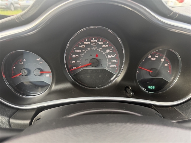 2013 Dodge Avenger SE - Photo 14