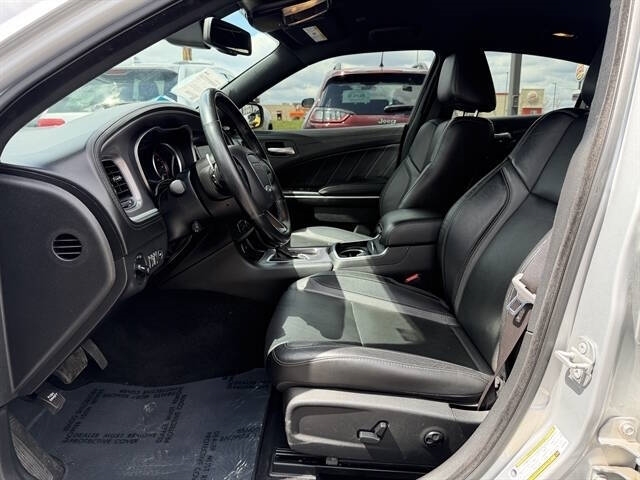 2020 Dodge Charger SXT - Photo 8