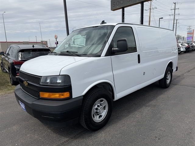 2021 Chevrolet Express 2500 Work Van HD's photo