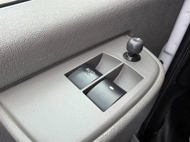 2021 Chevrolet Express Cargo Work Van - Photo 19