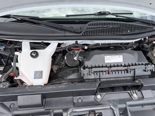2021 Chevrolet Express Cargo Work Van - Photo 24