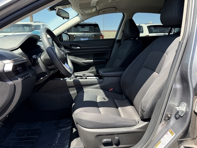 2024 Nissan Altima SV - Photo 8