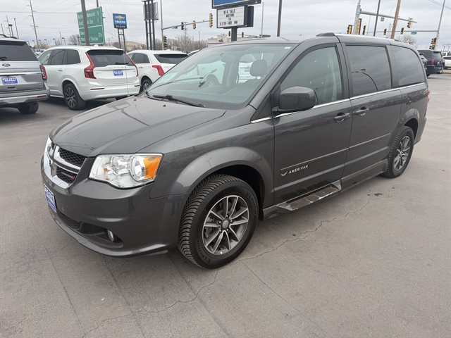 2016 Dodge Grand Caravan SXT Plus
