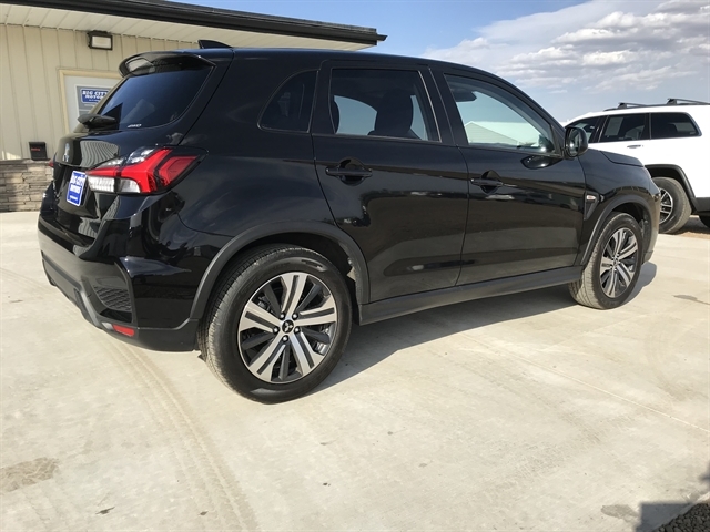 2025 Mitsubishi Outlander Sport 2.0 ES AWC CVT's photo