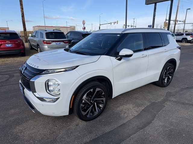 2022 Mitsubishi Outlander SEL Special Edition S-AWC's photo