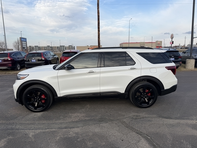 2020 Ford Explorer ST 4WD's photo