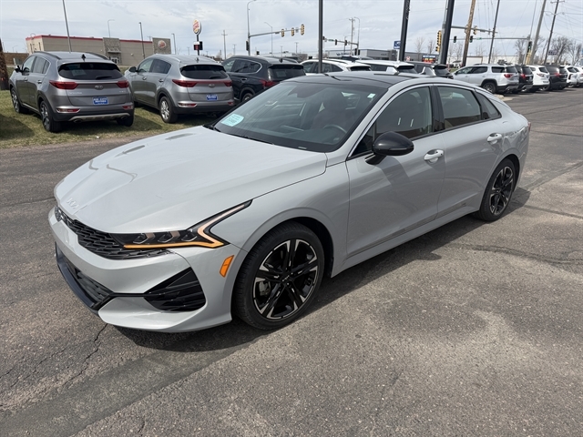 2023 Kia Optima GT-Line AWD's photo