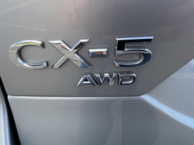 2023 Mazda CX-5 S Premium package Auto AWD's photo