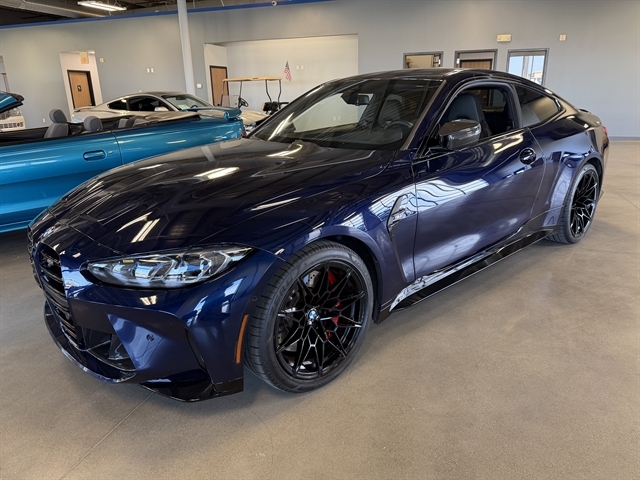 2021 BMW M4 -'s photo
