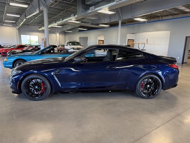 2021 BMW M4 -'s photo