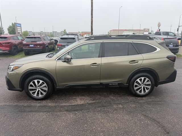 2021 Subaru Outback Premium's photo