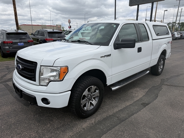 2013 Ford F-150 STX 4x4 SuperCab 145-in's photo