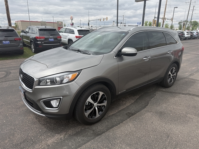 2017 Kia Sorento EX V6 AT 4WD's photo