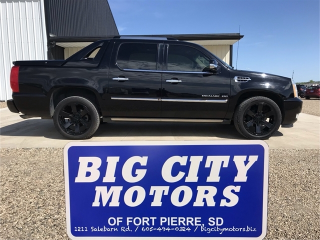 2013 Cadillac Escalade EXT AWD Premium's photo