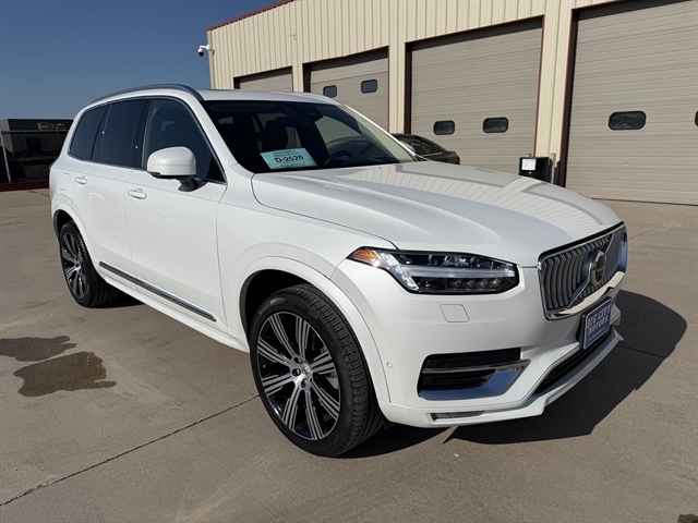 2024 VOLVO XC90