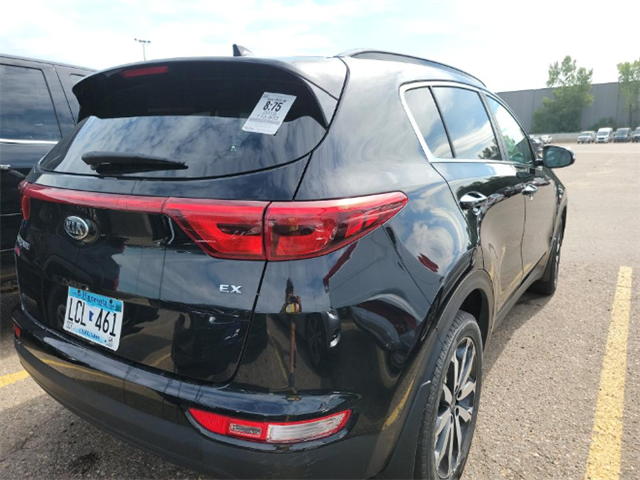 2019 Kia Sportage EX photo 3