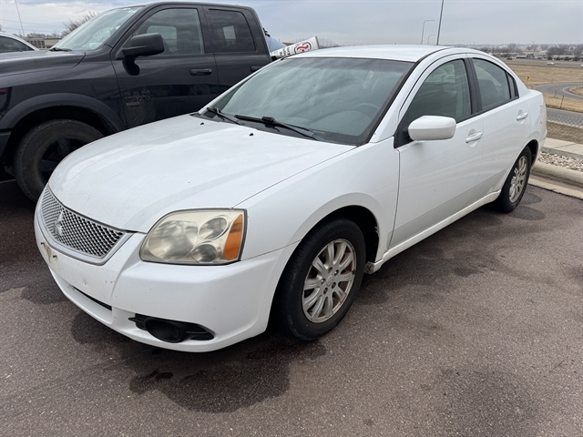 2012 Mitsubishi Galant FE's photo