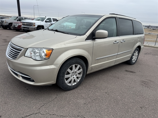 2016 Chrysler Town & Country Touring