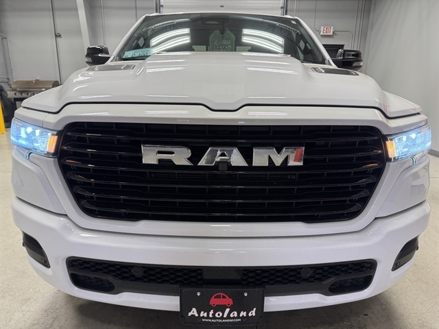 2025 RAM 1500 Laramie 4x4 Crew Cab 5'7's photo