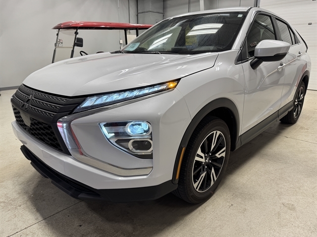 2025 Mitsubishi Eclipse Cross SE S-AWC's photo