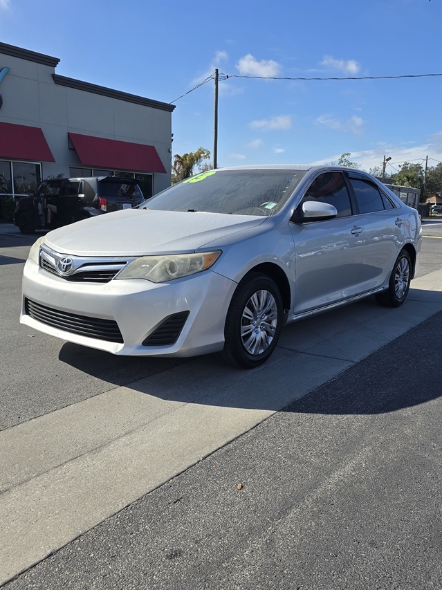 2013 TOYOTA CAMRY