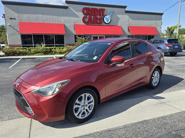 2018 TOYOTA YARIS