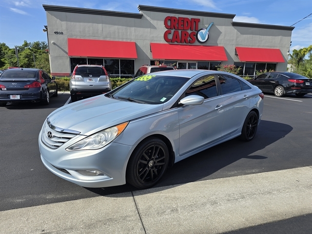 2013 HYUNDAI SONATA