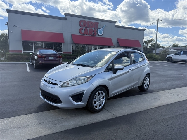 2012 FORD FIESTA