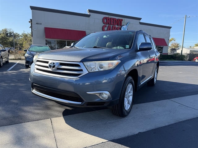 2011 TOYOTA HIGHLANDER