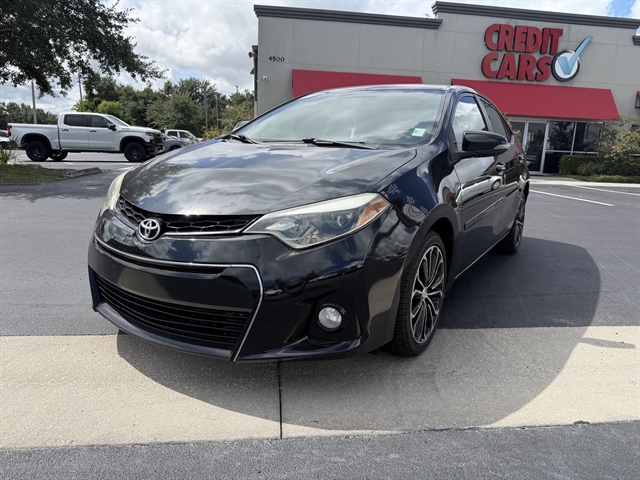 2015 TOYOTA COROLLA