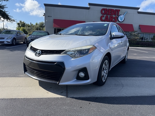 2015 TOYOTA COROLLA