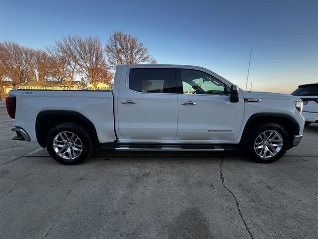 2021 Gmc Sierra 1500 SLT photo 4