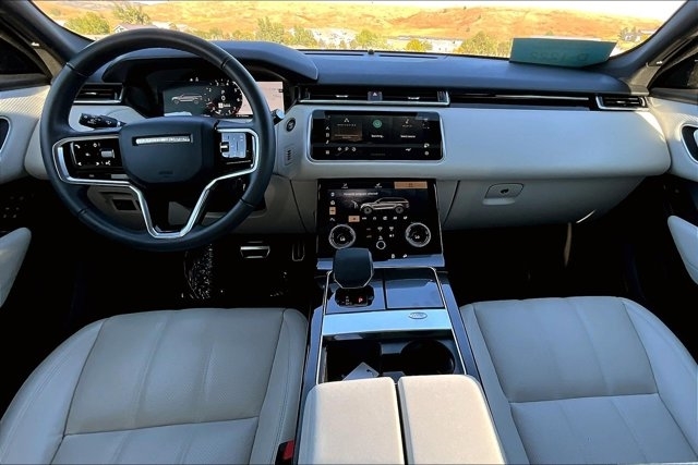 2023 Land Rover Range Rover Velar R-Dynamic S photo 7