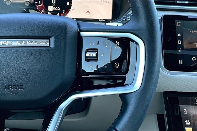 2023 Land Rover Range Rover Velar R-Dynamic S photo 12