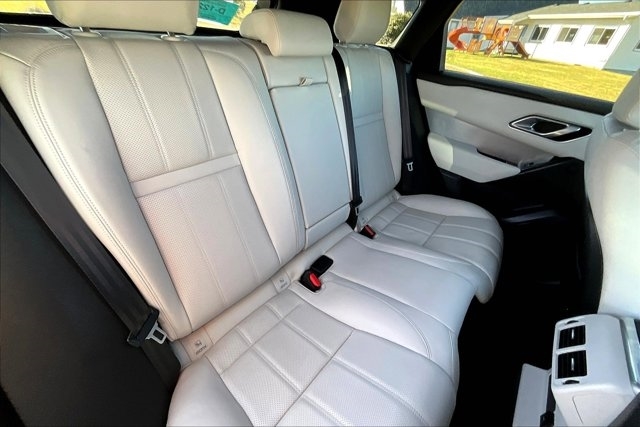 2023 Land Rover Range Rover Velar R-Dynamic S photo 24