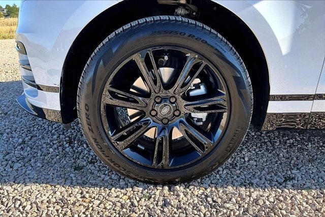 2023 Land Rover Range Rover Velar R-Dynamic S photo 30