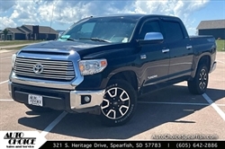 2017 TOYOTA TUNDRA