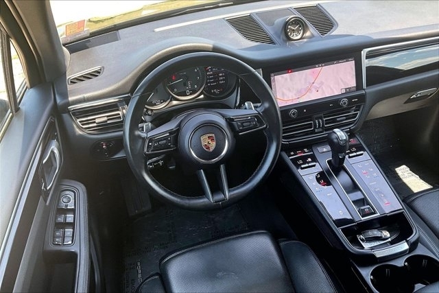 2024 Porsche Macan Base - Photo 17