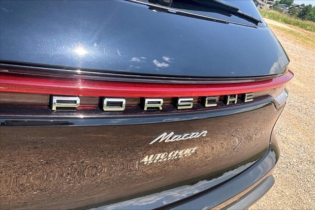 2024 Porsche Macan Base - Photo 24