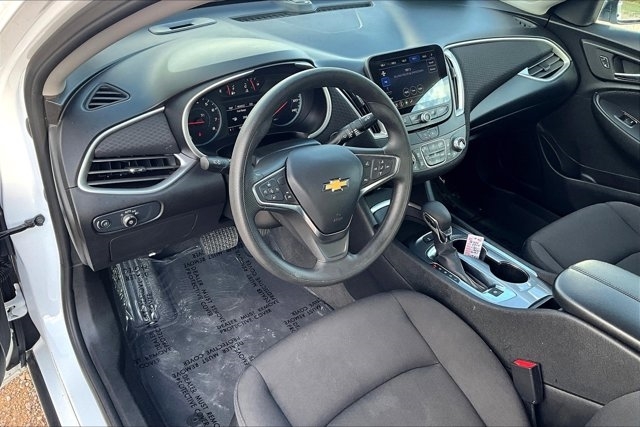 2024 Chevrolet Malibu 1LT photo 17
