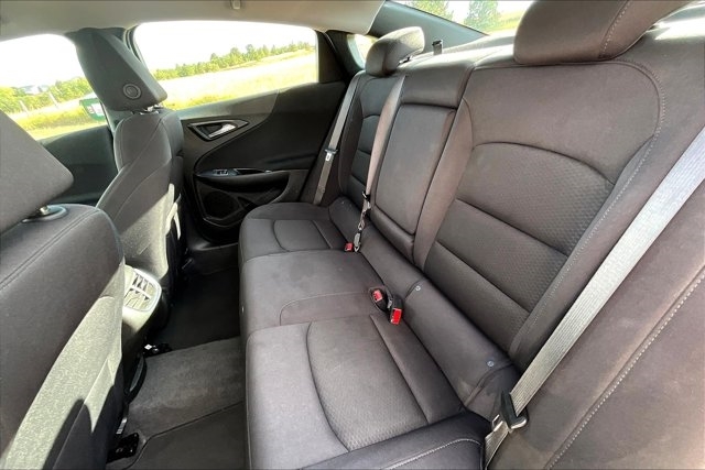 2024 Chevrolet Malibu 1LT photo 21