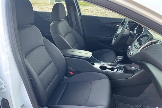 2024 Chevrolet Malibu 1LT photo 26