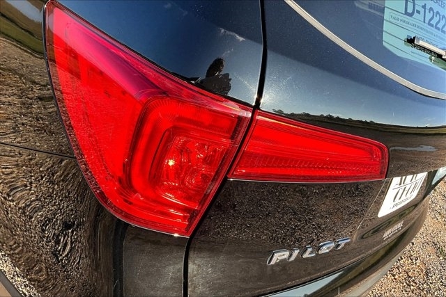 2017 Honda Pilot Touring photo 22