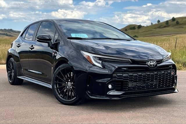 2024 Toyota Corolla GR Premium photo 3