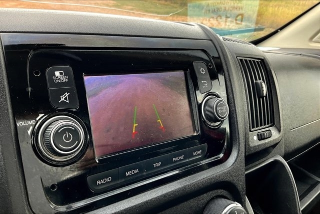 2021 Ram 2500 photo 13