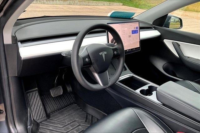 2021 Tesla Model Y Long Range photo 14