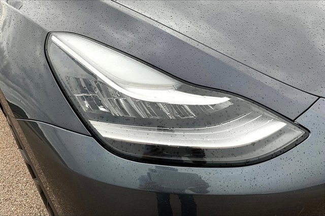 2021 Tesla Model Y Long Range photo 26