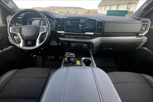 2023 Chevrolet Silverado 1500 LT Trail Boss photo 5