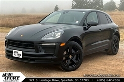2022 Porsche Macan